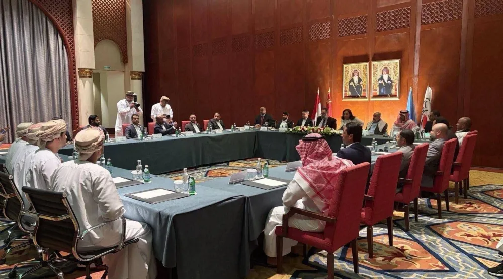 نجاح صفقة تبادل الأسرى مرتبط بجدية الحوثيين والوفاء بالتزاماتهم (إعلام حكومي) 