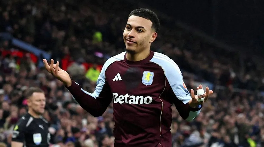 Football - Premier League - Aston Villa v Manchester United - Villa Park, Birmingham, Britain - December 21, 2025 Aston Villa's Morgan Rogers celebrates scoring their second goal =. (Action Images via Reuters/Paul Childs)