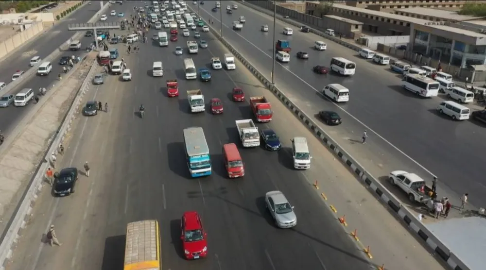 الحكومة المصرية تقر تعديلات على «قانون المرور» لتغليظ العقوبات على المخالفين (وزارة النقل المصرية)