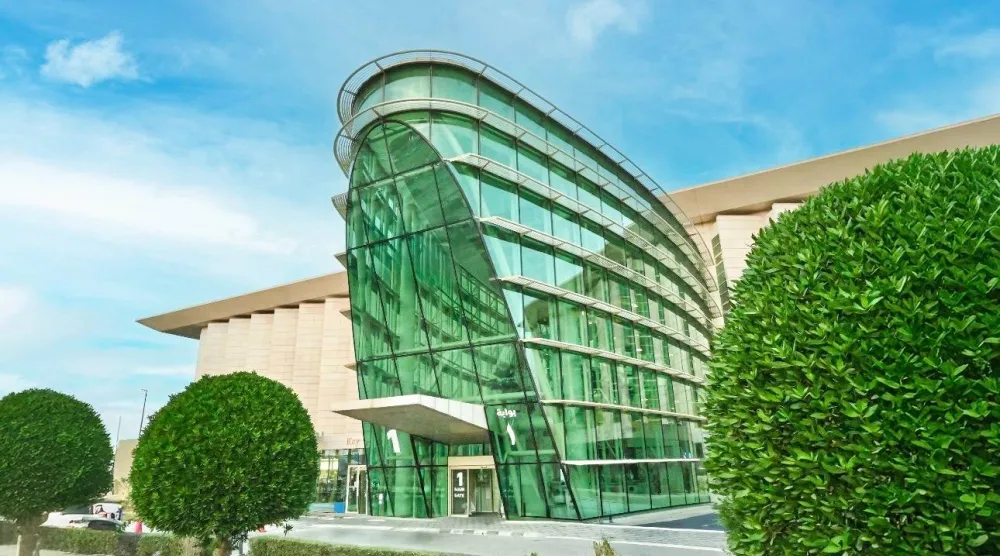 استحواذ «دلّه الصحية» على مستشفى المملكة يعزز حضورها في الرياض