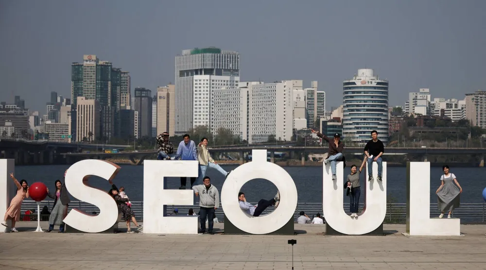 منتزه على نهر هان في سيول (أرشيفية - رويترز)