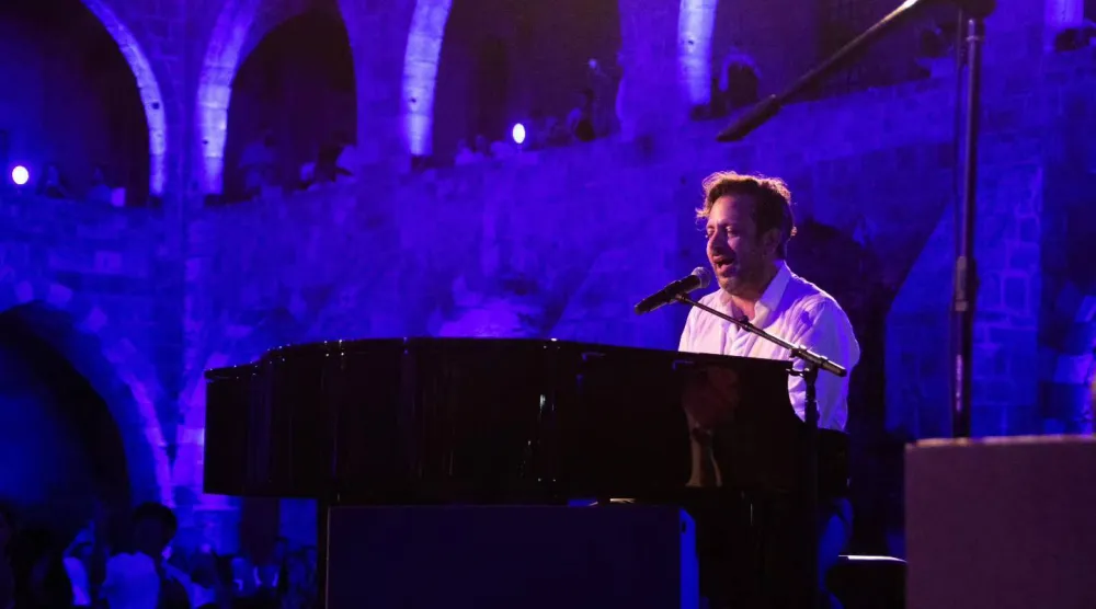 الموسيقي غي مانوكيان (فيسبوك)