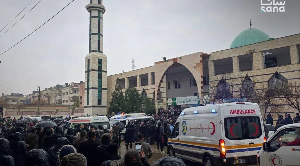 تشييع ضحايا تفجير المسجد في حمص (سانا)