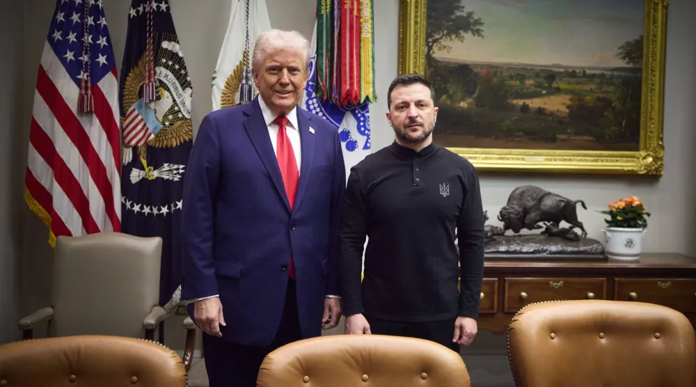 الرئيس الأميركي دونالد ترمب مع نظيره الأوكراني فولوديمير زيلينسكي (أرشيفية- د.ب.أ)