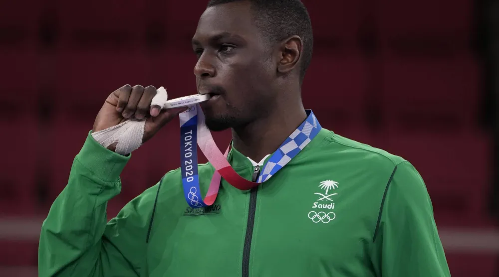 طارق حامدي ضمن المشاركين في جلسات «المسار الرياضي» (الشرق الأوسط)