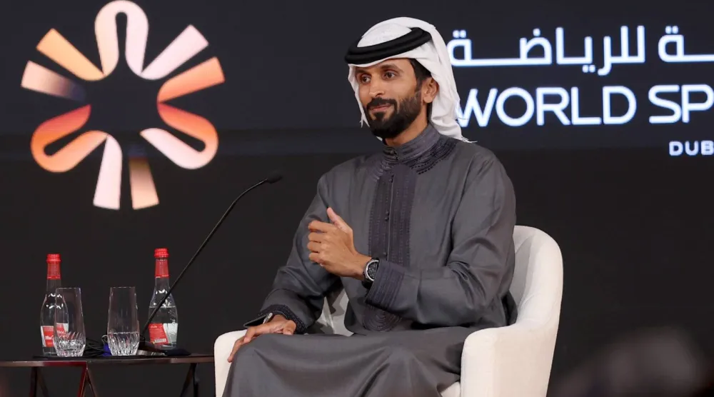 الشيخ ناصر بن حمد آل خليفة (الشرق الأوسط)