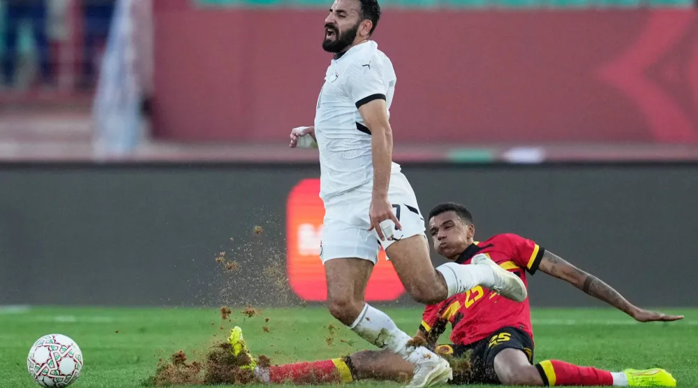 مهند لاشين لاعب وسط منتخب مصر (أ.ب)