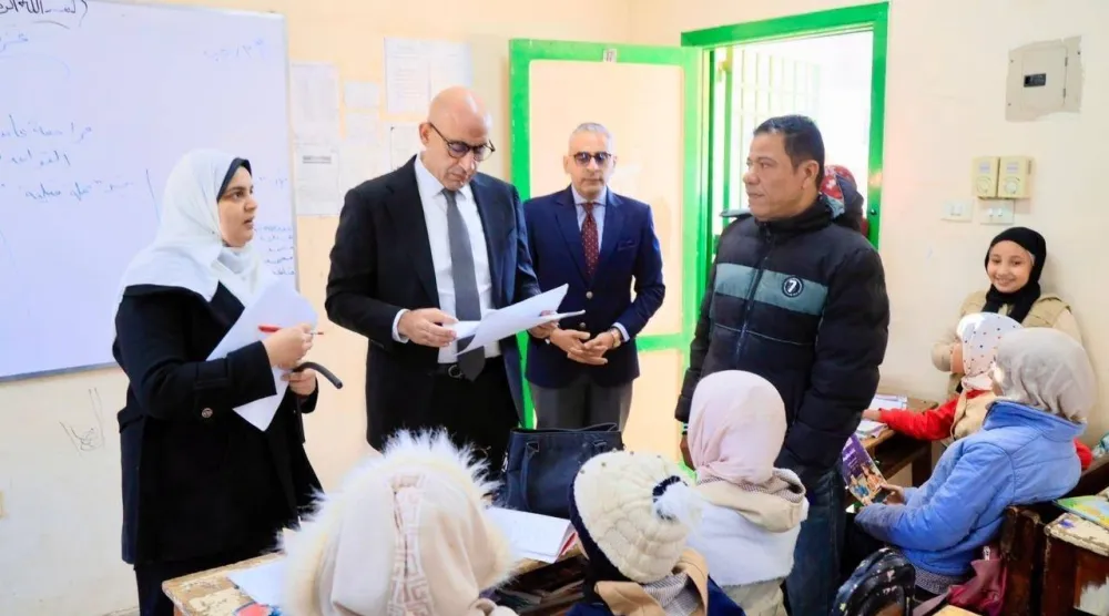 ضبط منظومة الامتحانات أولوية حكومية في مصر مع تعدد أساليب الغش المبتكرة (وزارة التربية والتعليم)