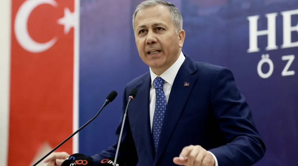 وزير الداخلية التركي علي يرلي كايا (من حسابه في إكس)