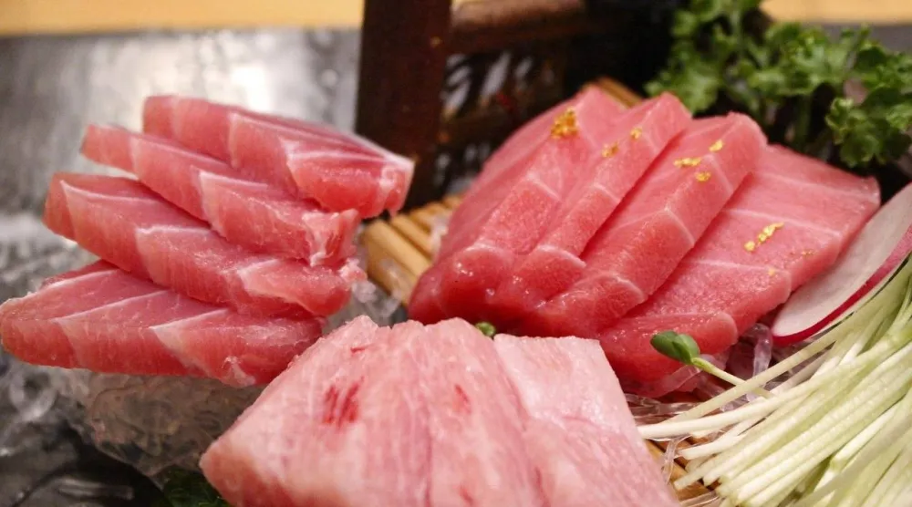 شرائح من سمك التونة (بيكساباي)