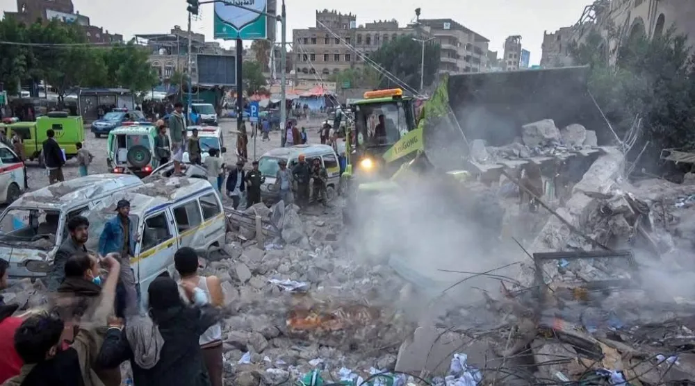 الغارات استهدفت مواقع اختباء ومراكز سرية للقيادة الحوثية (إعلام محلي)