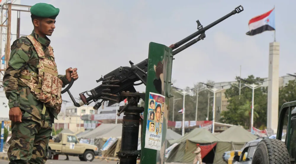 المجلس الانتقالي الجنوبي يسعى للانفصال عن اليمن وإخضاع حضرموت والمهرة بقوة السلاح (أ.ب)