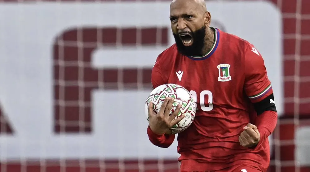 إيميليو نسوي محتفلاً بالهدف (أ.ف.ب)