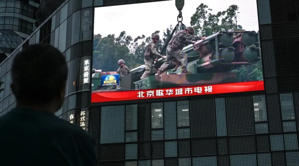 Çin ordusu son dönemde Tayvan etrafındaki askeri tatbikatlarını yoğunlaştırdı (AFP)