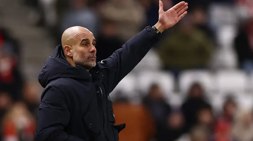 الإسباني جوسيب غوارديولا المدير الفني لفريق مانشستر سيتي (رويترز)