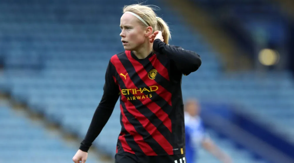 جولي بلاكستاد (رويترز)