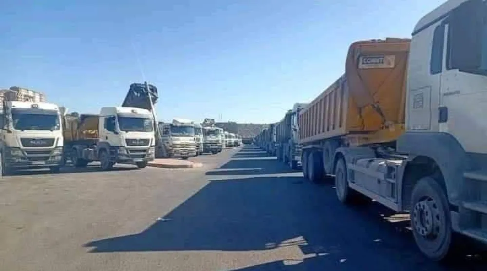 شاحنات متوقفة عن العمل (نقابات قطاع النقل)