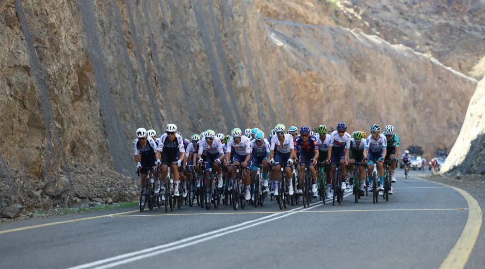 تقام فعاليات «طواف العلا» خلال الفترة من 27 إلى 31 يناير (الشرق الأوسط)