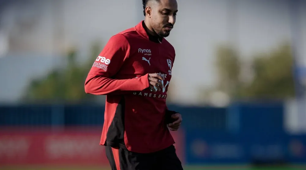 سالم الدوسري لحظة مشاركته في التدريبات (نادي الهلال)