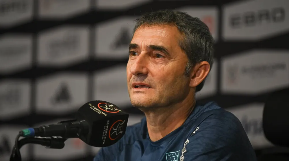 إرنستو فالفيردي مدرب أتلتيك بلباو (تصوير: علي خمج) 