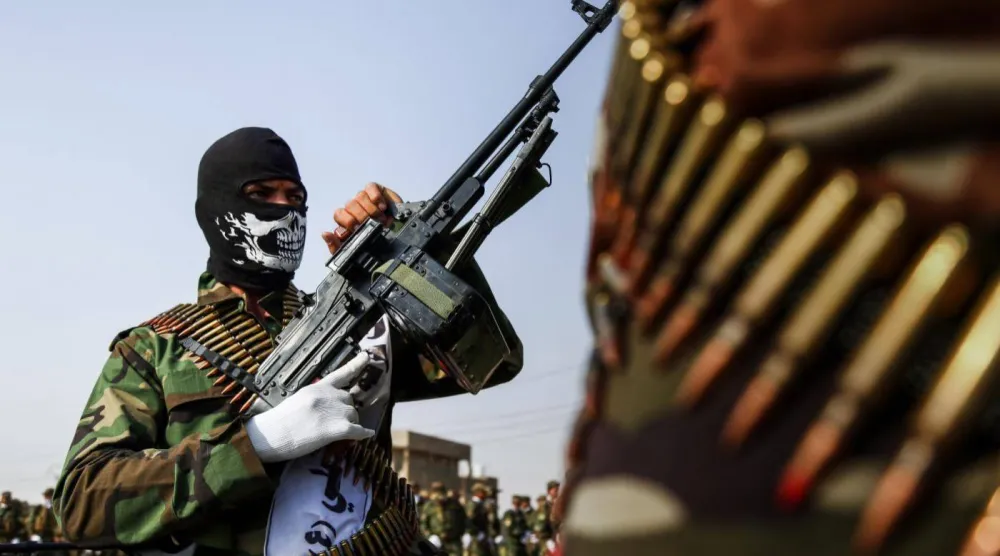 أحد عناصر الفصائل العراقية المسلحة (متداولة - إكس)