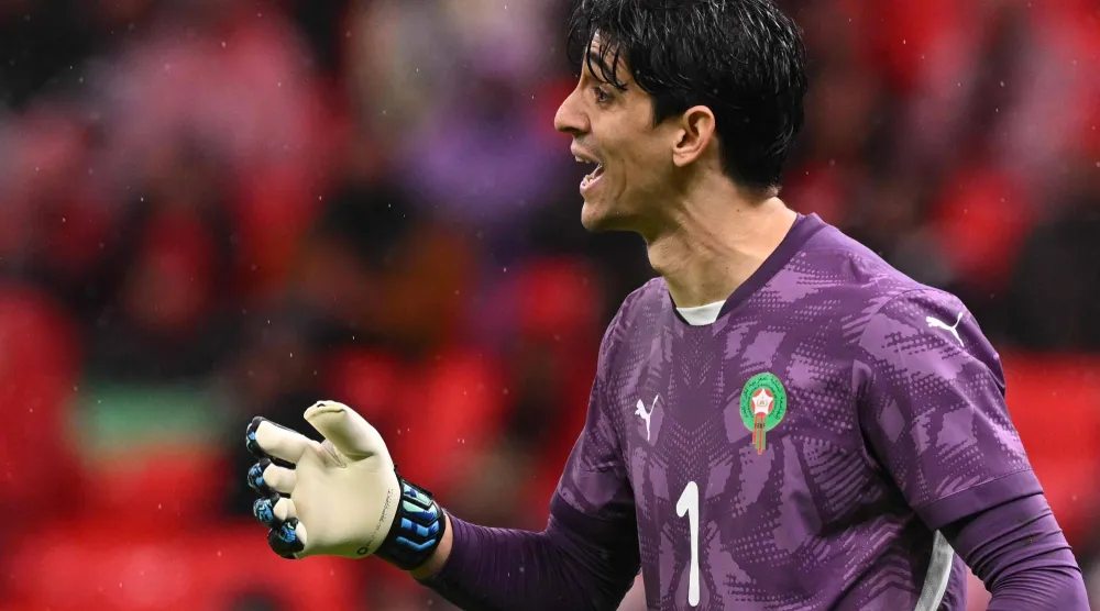 ياسين بونو (أ.ف.ب)