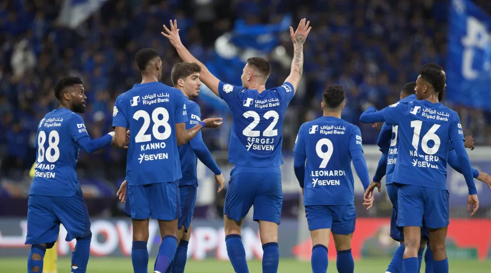 واصل «الهلال» حضوره في صدارة «الدوري السعودي للمحترفين» (تصوير: نايف العتيبي)