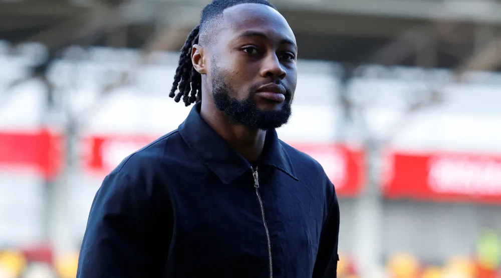 الغاني أنطوان سيمينيو لاعب سيتي (رويترز)