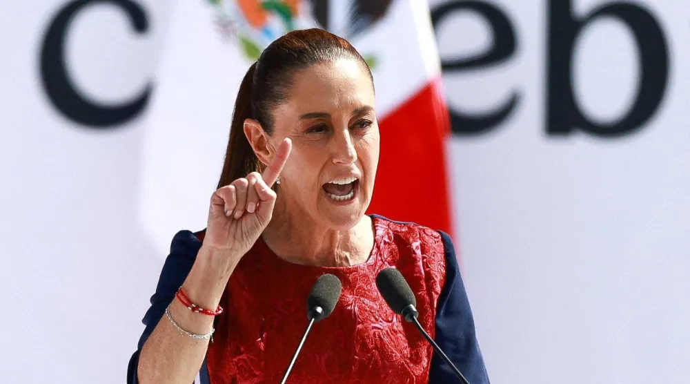 الرئيسة المكسيكية كلاوديا شينباوم (رويترز)