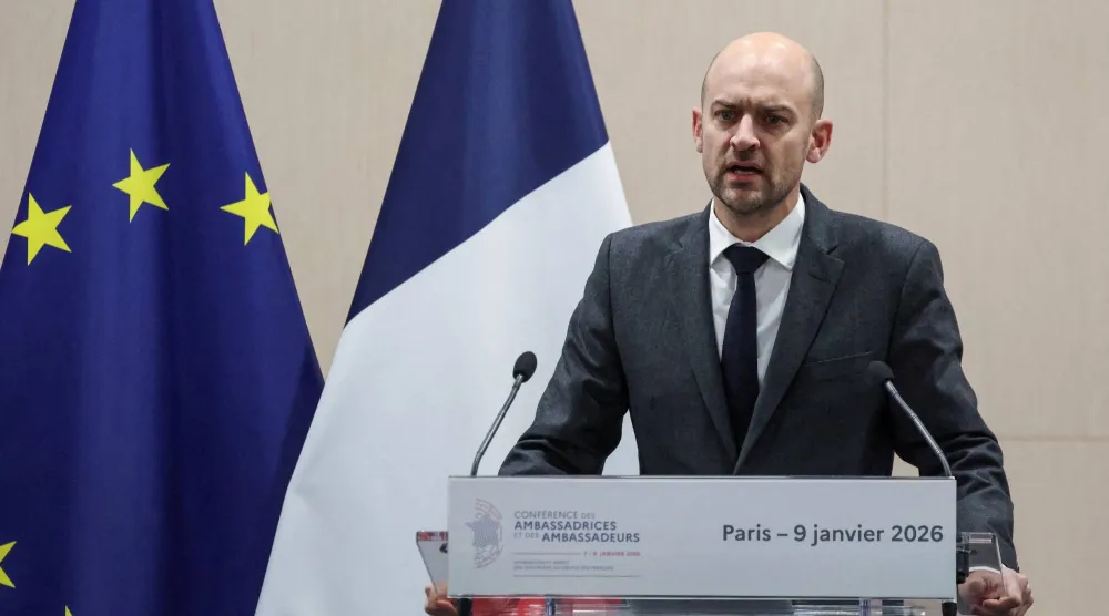 وزير الخارجية الفرنسي جان نويل بارو (رويترز)