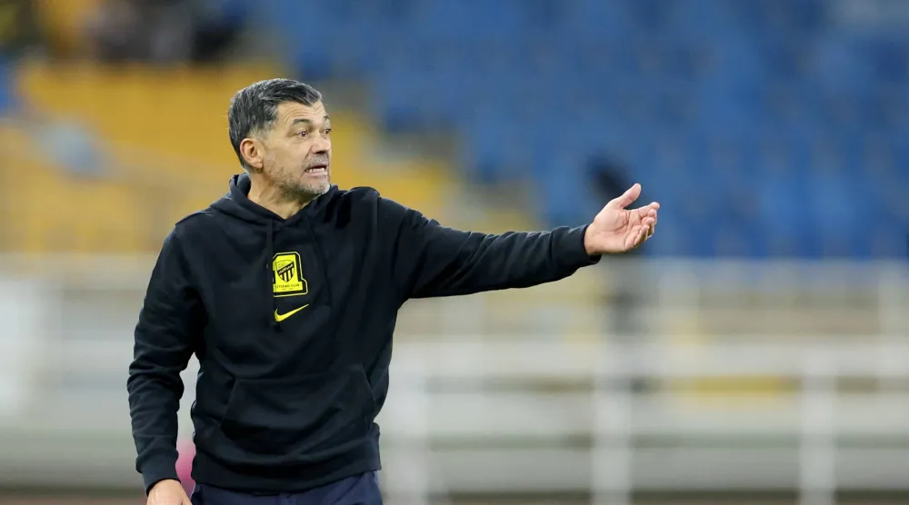 البرتغالي سيرجيو كونسيساو مدرب «الاتحاد» (تصوير: مشعل القدير)