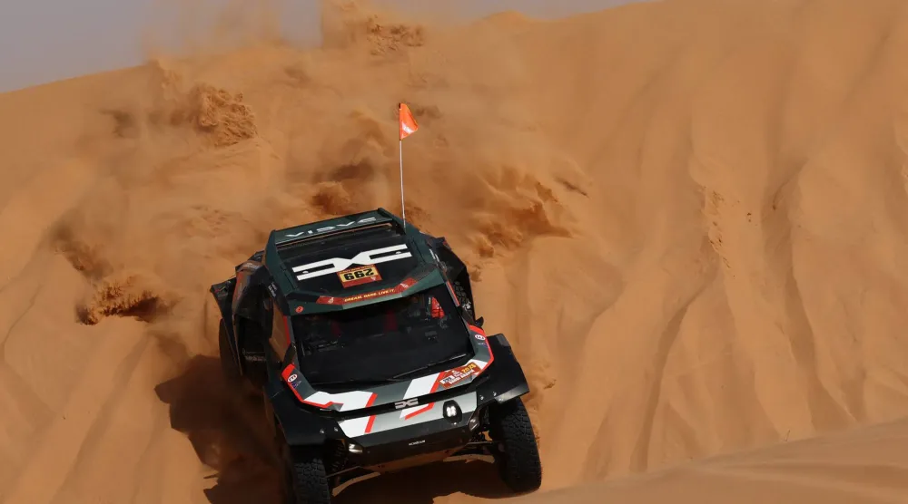 ناصر العطية تصدر المرحلة عن جدارة (رويترز)