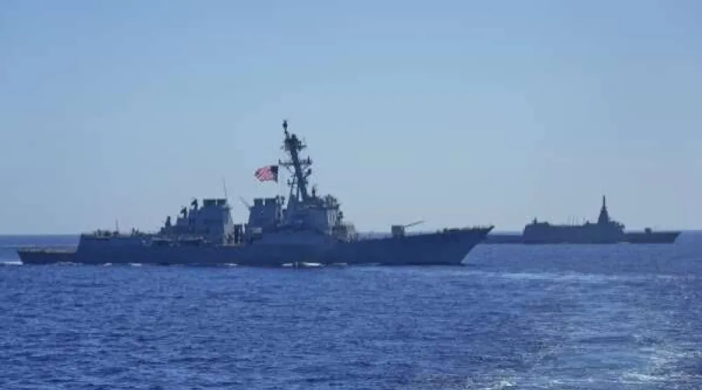 مناورات بحرية أميركية في بحر الصين الجنوبي (أ.ب)