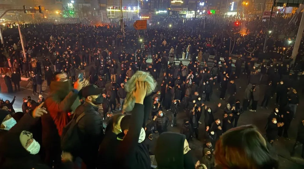 طهران تصعّد أمنياً... و«الحرس الثوري» يعلن الأمن «خطاً أحمر»