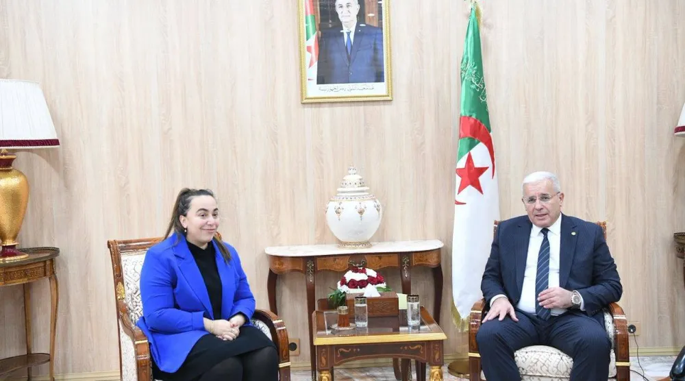 البرلمانية الفرنسية مع رئيس المجلس الوطني الجزائري (البرلمان الجزائري)