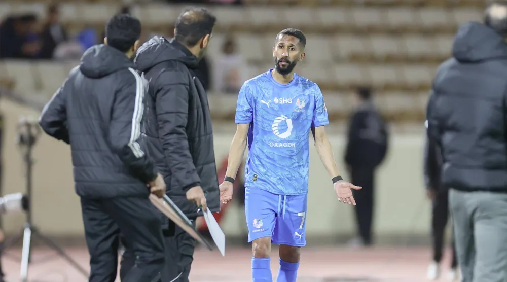 سلمان الفرج خلال مباراة فريقه نيوم أمام الفتح (تصوير: عدنان مهدلي)