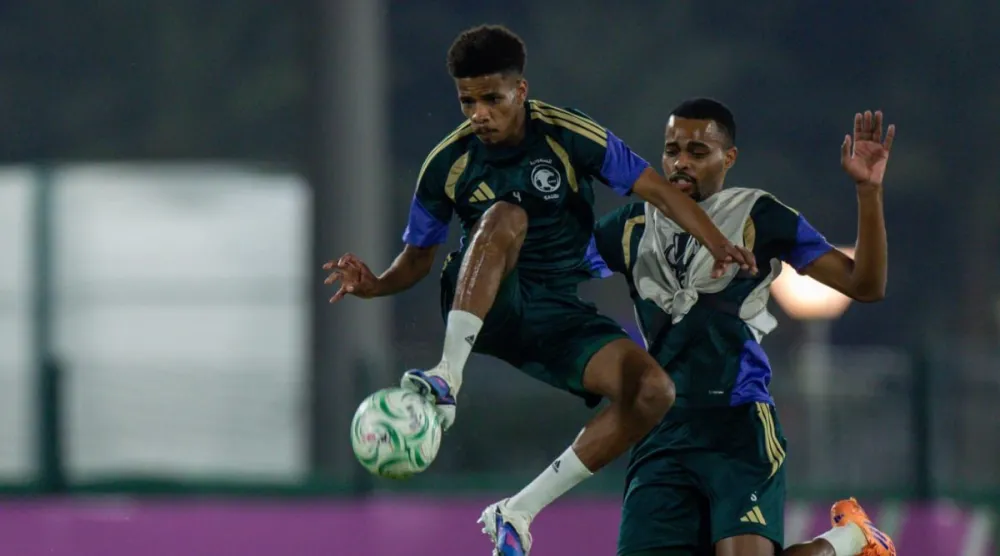 لاعبو الأخضر خلال تدريباتهم الأخيرة (المنتخب السعودي) 