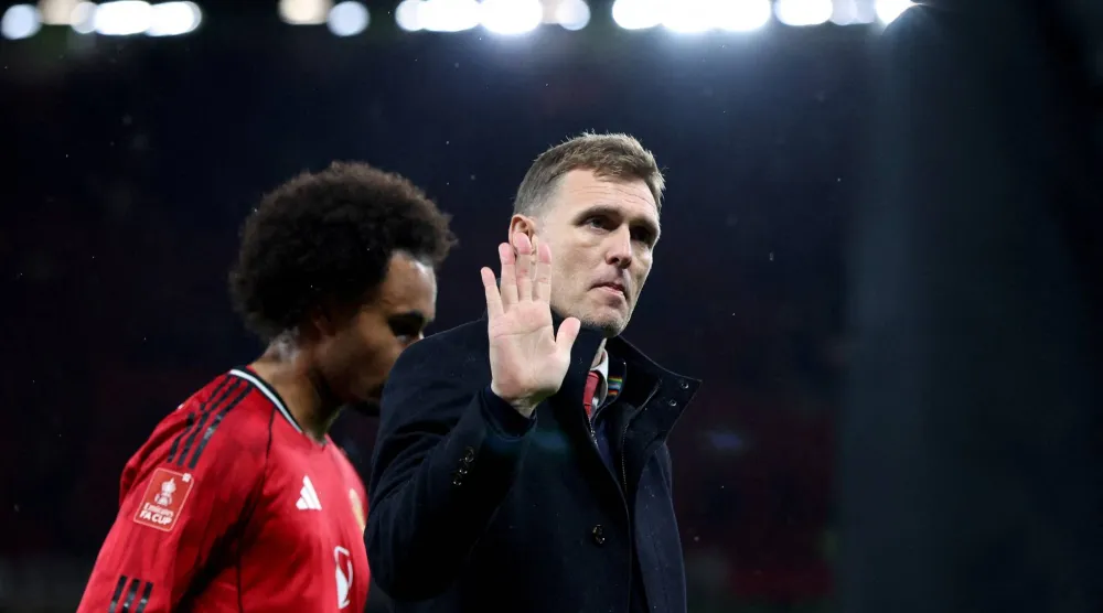 دارين فليتشر المدرب المؤقت لمانشستر يونايتد (رويترز)