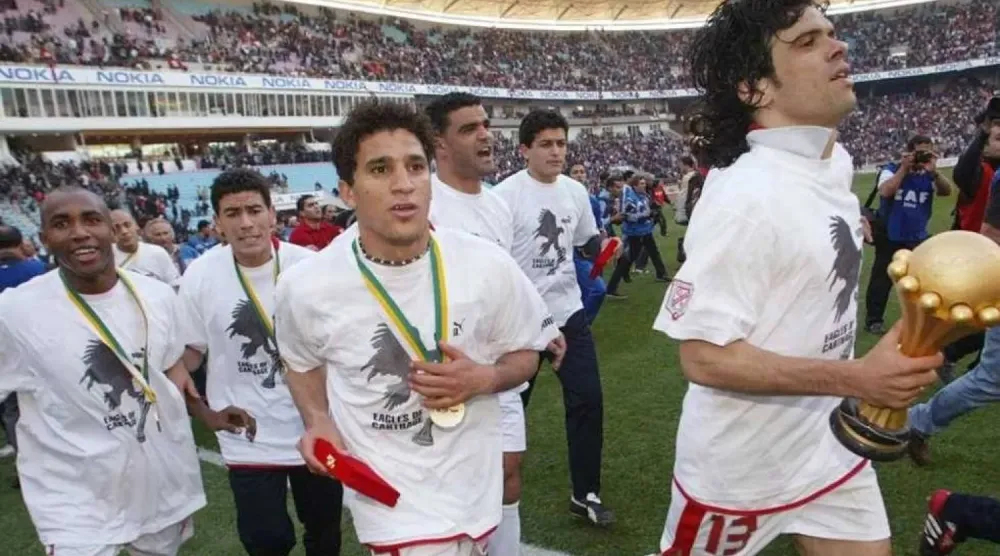 كانت المباراة النهائية عربية عام 2004 حيث جمعت تونس والمغرب وانتهت لصالح الأولى 2 - 1 (كاف)