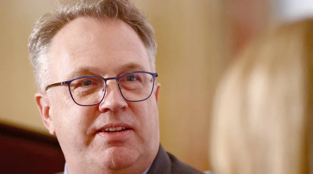 رئيس «الاحتياطي الفيدرالي» في نيويورك يتحدث إلى النادي الاقتصادي في نيويورك (أرشيفية - رويترز)