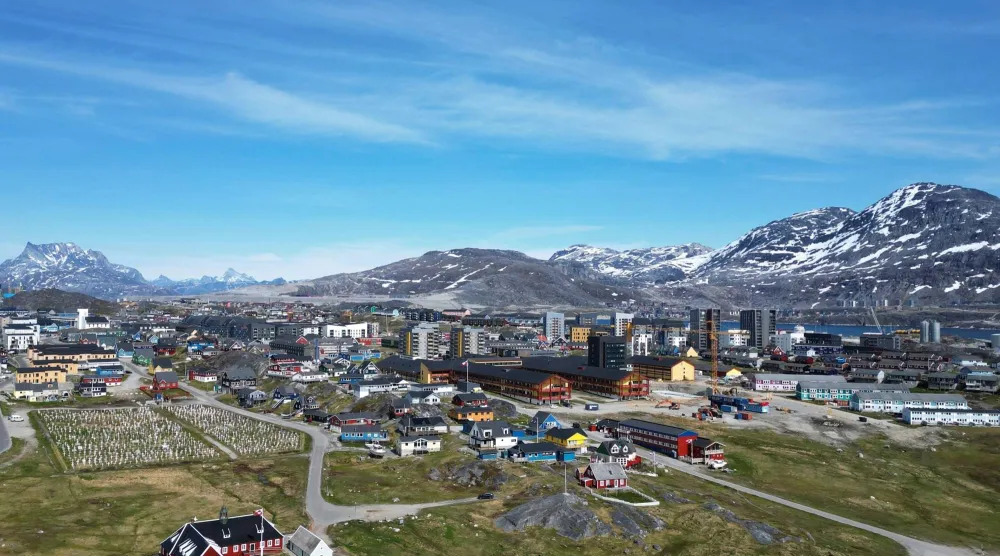 صورة عامة لنوك عاصمة غرينلاند (أ.ب)