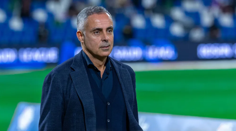 البرتغالي غوميز مدرب فريق الفتح (تصوير: عيسى الدبيسي)