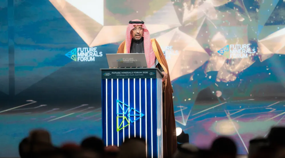 وزير الصناعة والثروة المعدنية خلال كلمته الافتتاحية لمؤتمر التعدين الدولي في الرياض (الشرق الأوسط)