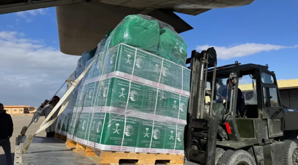 سيرت السعودية 79 طائرة إغاثية إلى قطاع غزة تحمل أدوية وسلاسل غذائية وحقائب إيوائية (واس)