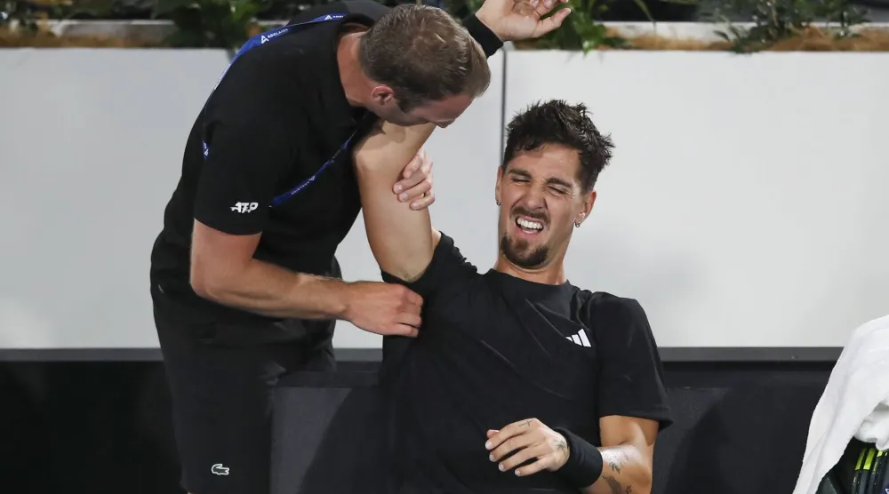 تاناسي كوكيناكيس (إ.ب.أ)