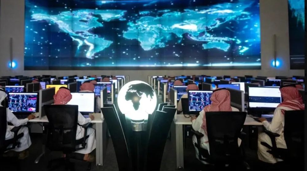 التعاون مستمر بين الجانبين لمكافحة التطرف الرقمي والحد من انتشاره (الشرق الأوسط)