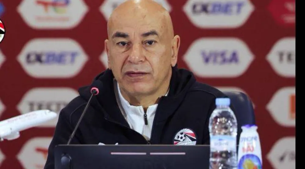 حسام حسن خلال المؤتمر الصحافي (الاتحاد المصري لكرة القدم)