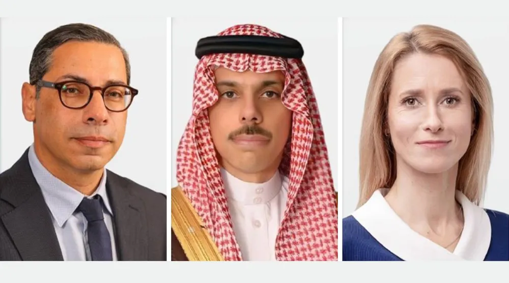 الأمير فيصل بن فرحان متوسطاً كايا كالاس وكونستانتينوس كومبوس (الخارجية السعودية)