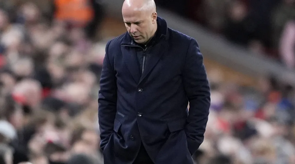 أرني سلوت مدرب ليفربول (د.ب.أ)