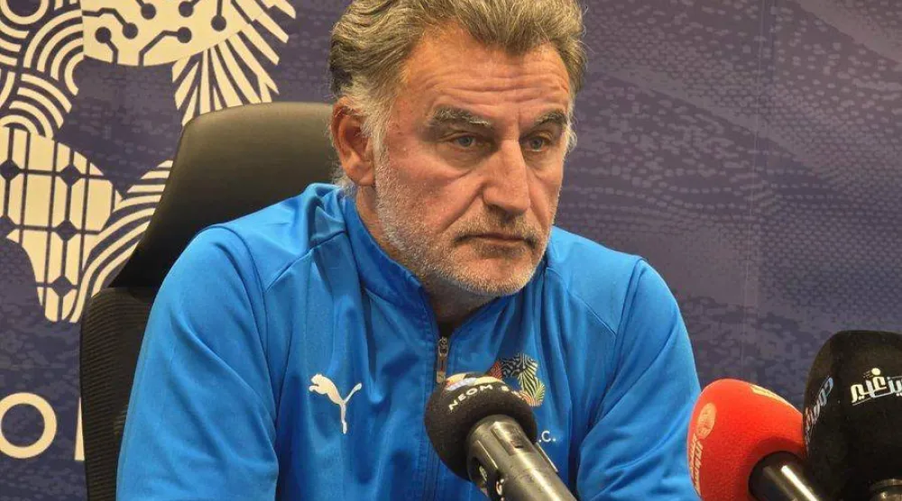 الفرنسي كريستوف غالتييه مدرب فريق نيوم (الشرق الأوسط)